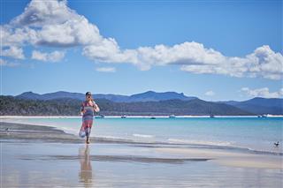 《愛遊世界》澳洲篇 EP6 節目簡介：  白天堂沙灘 雪白天堂、艾略特女士島